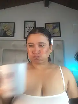 Snapshot of anastassiaa_57 chatting on 07-17-26, 10:11 anastassiaa 57 online show from 07-17-26, 10:11