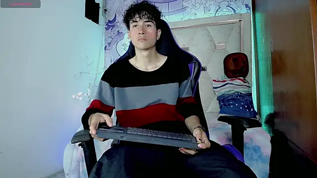 Johnny cage  online show from 04-21-26, 04:19