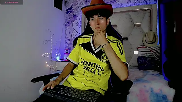 Johnny cage  online show from 04-22-26, 04:37