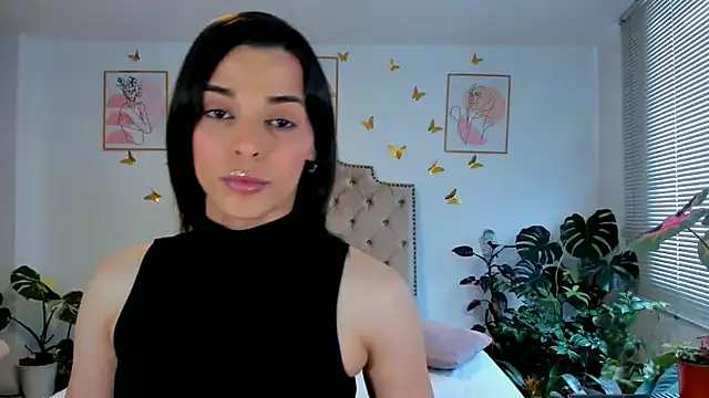 Snapshot of bella_grego chatting on 06-05-26, 04:56 bella grego online show from 06-05-26, 04:56