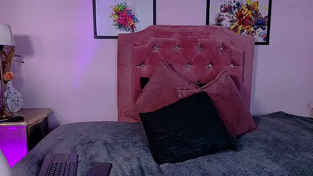 Maggiee 1 online show from 05-29-26, 07:23
