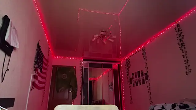 CassieRey online show from 04-18-26, 07:07