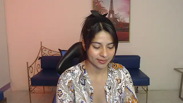 Lady isabella  online show from 06-22-26, 01:30
