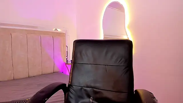 DaniaMiller  online show from 04-23-26, 01:07