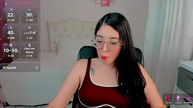 hottie emma james online show from 04-21-26, 01:42