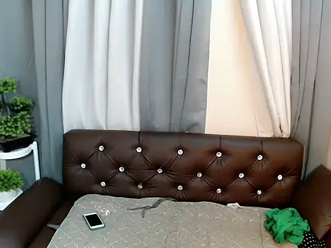 marie castro online show from 05-12-26, 06:27