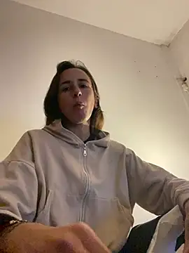 Snapshot of pili6263 chatting on 07-19-26, 10:13 pili6263 online show from 07-19-26, 10:13