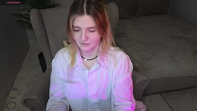 TonyaMeow online show from 04-21-26, 01:42