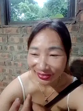 Snapshot of Tieuthu2 chatting on 07-14-26, 11:49 Tieuthu2 online show from 07-14-26, 11:49