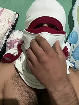 Cesarelpitoduro online show from 06-19-26, 07:56