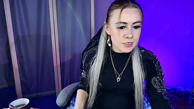 Snapshot of Kumiho_7777 chatting on 06-18-26, 08:46 Kumiho 7777 online show from 06-18-26, 08:46