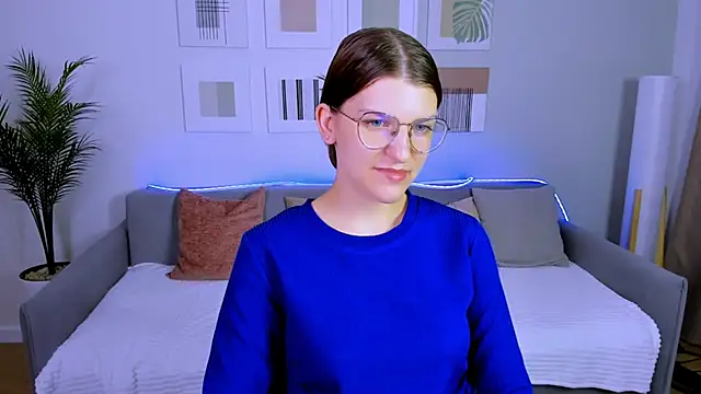 Snapshot of AnnaThorne chatting on 04-25-26, 04:26 AnnaThorne online show from 04-25-26, 04:26