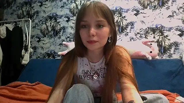 Snapshot of Princess_Mira chatting on 05-19-26, 05:41 Princess Mira online show from 05-19-26, 05:41