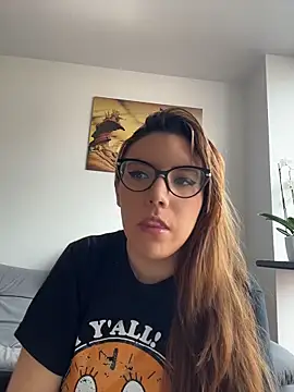 AliceMtz online show from 04-26-26, 05:54