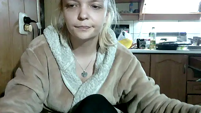 kisssyla online show from 04-25-26, 12:30