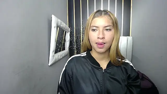 nancy blonde online show from 05-25-26, 12:44
