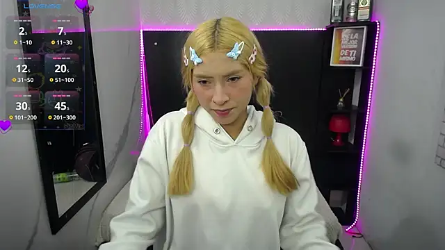 nancy blonde online show from 07-02-26, 12:44
