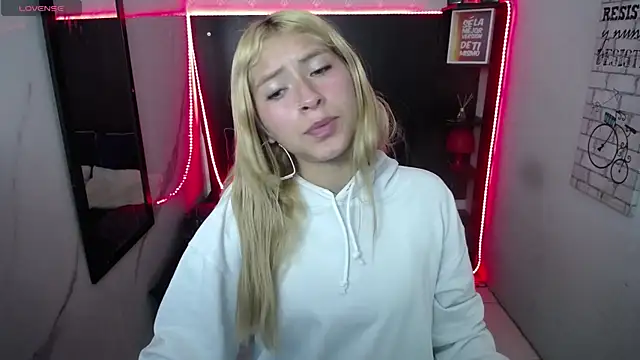 nancy blonde online show from 07-15-26, 12:10