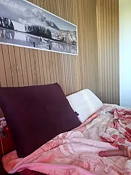 lilianroses online show from 05-01-26, 10:42