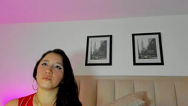 CatalinaSaanz online show from 06-11-26, 07:01