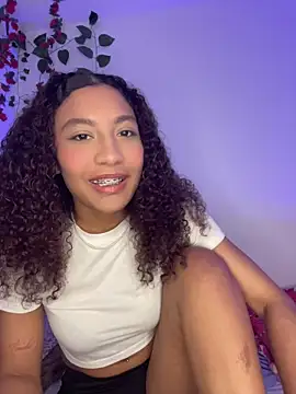 Daphnne Curly online show from 05-22-26, 03:46