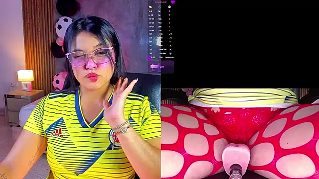 LuciaReid online show from 07-07-26, 12:53