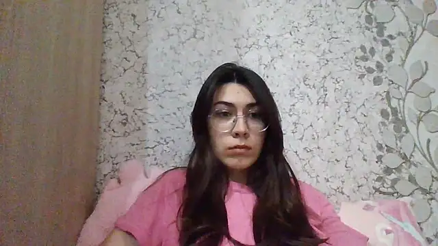 AliceDiamond5432 online show from 05-01-26, 07:18