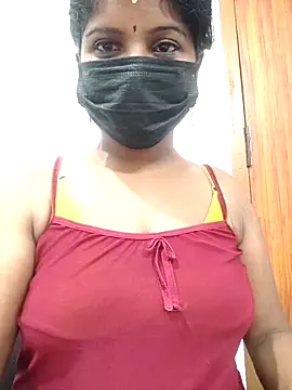 Snapshot of Tamil_Hot_Dharsha chatting on 06-14-26, 05:09 Tamil Hot Dharsha online show from 06-14-26, 05:09