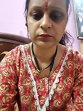 Snapshot of Beborani chatting on 05-13-26, 06:00 Beborani online show from 05-13-26, 06:00
