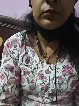 Snapshot of Beborani chatting on 05-21-26, 05:47 Beborani online show from 05-21-26, 05:47