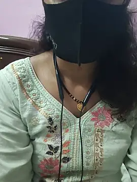 Snapshot of Beborani chatting on 07-14-26, 05:12 Beborani online show from 07-14-26, 05:12