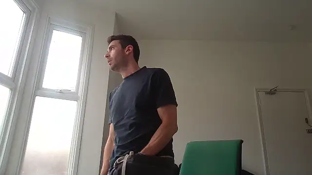 frenchbdmaninlondon online show from 06-04-26, 11:16