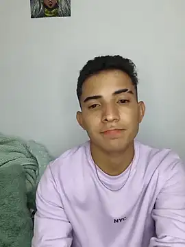 Erick twink online show from 04-29-26, 01:53