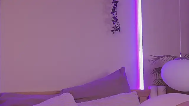 Emi Sterling online show from 05-29-26, 11:52