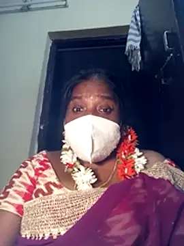 Snapshot of swetha10 chatting on 07-14-26, 04:45 swetha10 online show from 07-14-26, 04:45