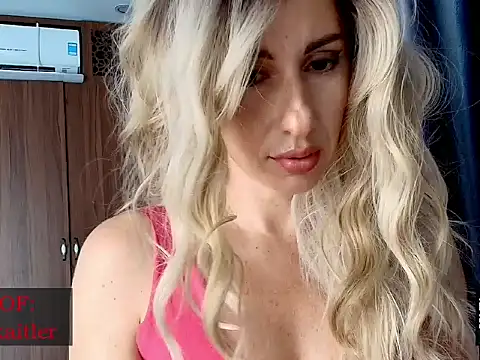 Snapshot of _horny_sexy_ chatting on 09-29-25, 05:45 horny sexy online show from 09-29-25, 05:45