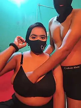 Snapshot of Hot_Cupole chatting on 05-27-26, 02:14 Hot Cupole online show from 05-27-26, 02:14