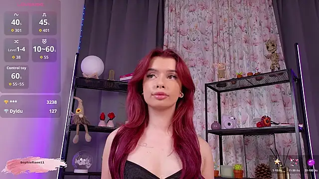 Snapshot of Sophie_Rae chatting on 05-11-26, 02:45 Sophie Rae online show from 05-11-26, 02:45