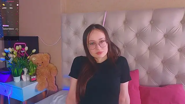 KaraParsons online show from 04-21-26, 07:14