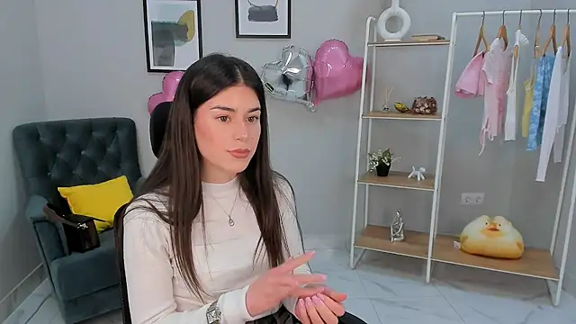 Irine Genned online show from 04-25-26, 11:24