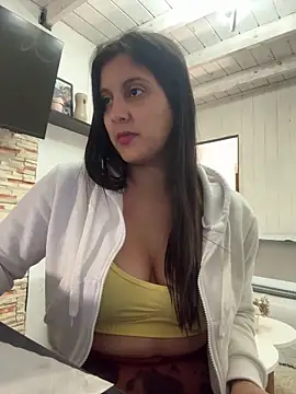 Snapshot of jimena-m chatting on 04-29-26, 05:52 jimena-m online show from 04-29-26, 05:52