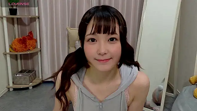 Snapshot of mi-na-2 chatting on 05-27-26, 09:50 mi-na-2 online show from 05-27-26, 09:50