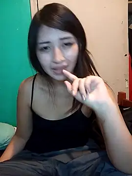 Snapshot of HonyHanna chatting on 05-06-26, 03:35 HonyHanna online show from 05-06-26, 03:35