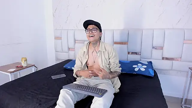 Antony D ossa online show from 04-28-26, 07:52