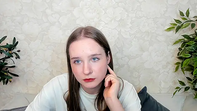 AyanaHocke online show from 04-21-26, 01:06