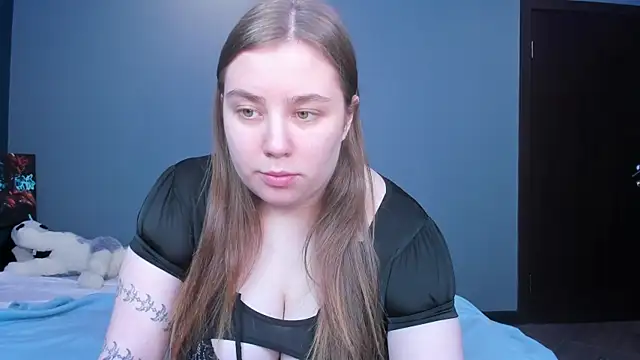 Snapshot of Boobsy_girl chatting on 05-10-26, 11:48 Boobsy girl online show from 05-10-26, 11:48