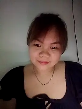 Truxcy1 online show from 04-28-26, 02:11
