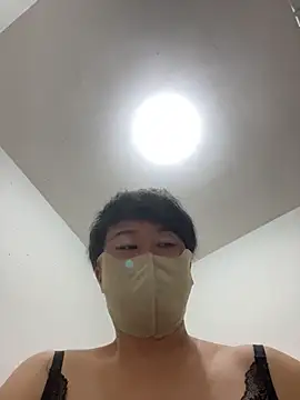 Snapshot of mmyun6 chatting on 06-13-26, 01:53 mmyun6 online show from 06-13-26, 01:53