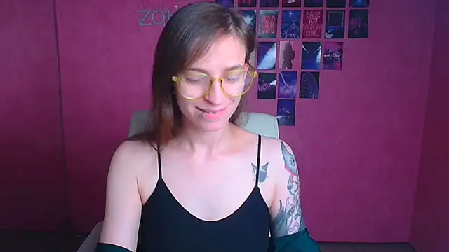 Snapshot of Luna_Tantra chatting on 07-04-26, 10:27 Luna Tantra online show from 07-04-26, 10:27