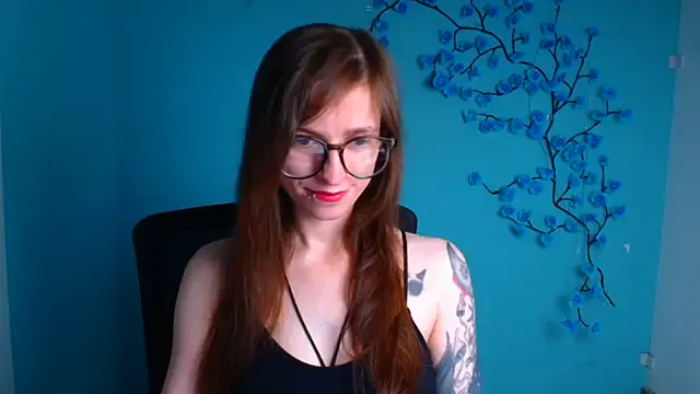 Snapshot of Luna_Tantra chatting on 07-08-26, 01:15 Luna Tantra online show from 07-08-26, 01:15